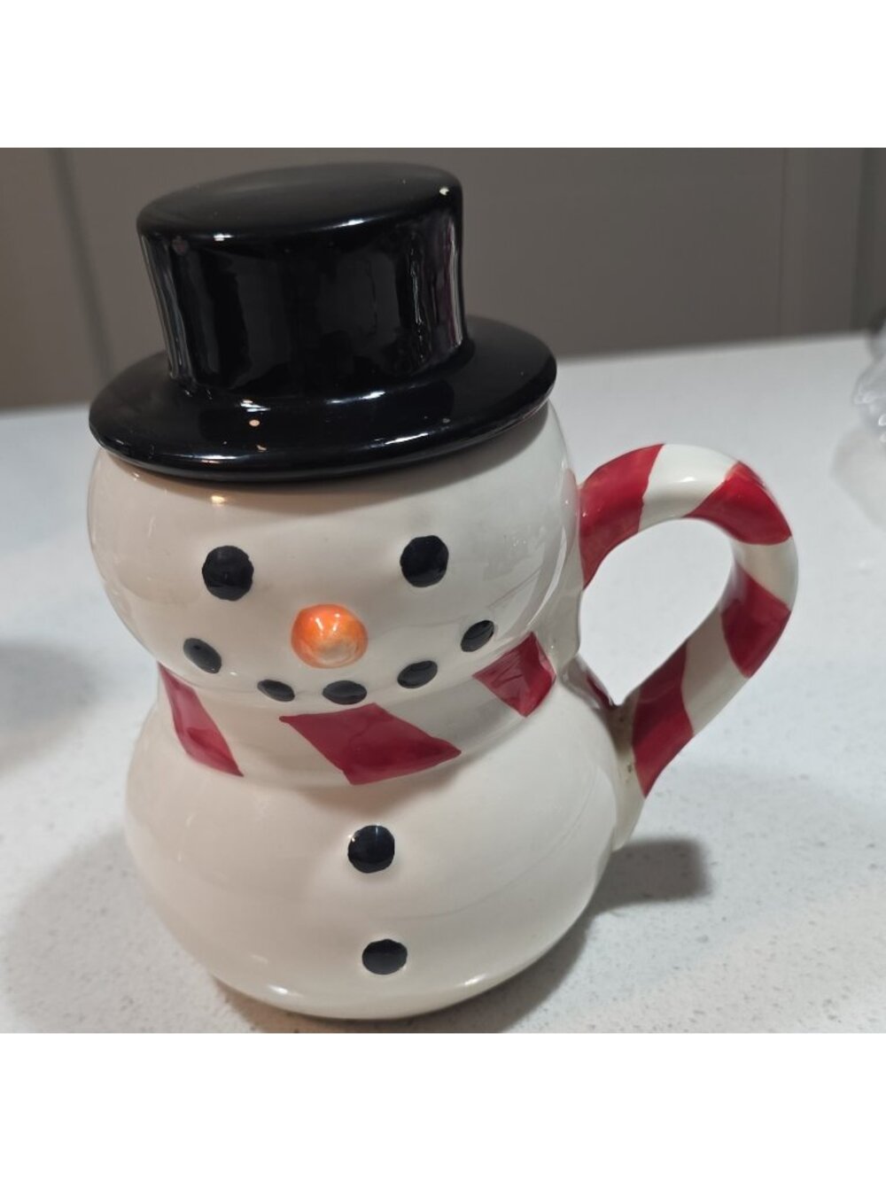 Nantucket Home Snowman 8oz Ceramic Novelty Mug w/ Lid Red White Black Hat